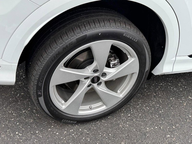 New 2025 Audi Q5 Premium Plus image 4