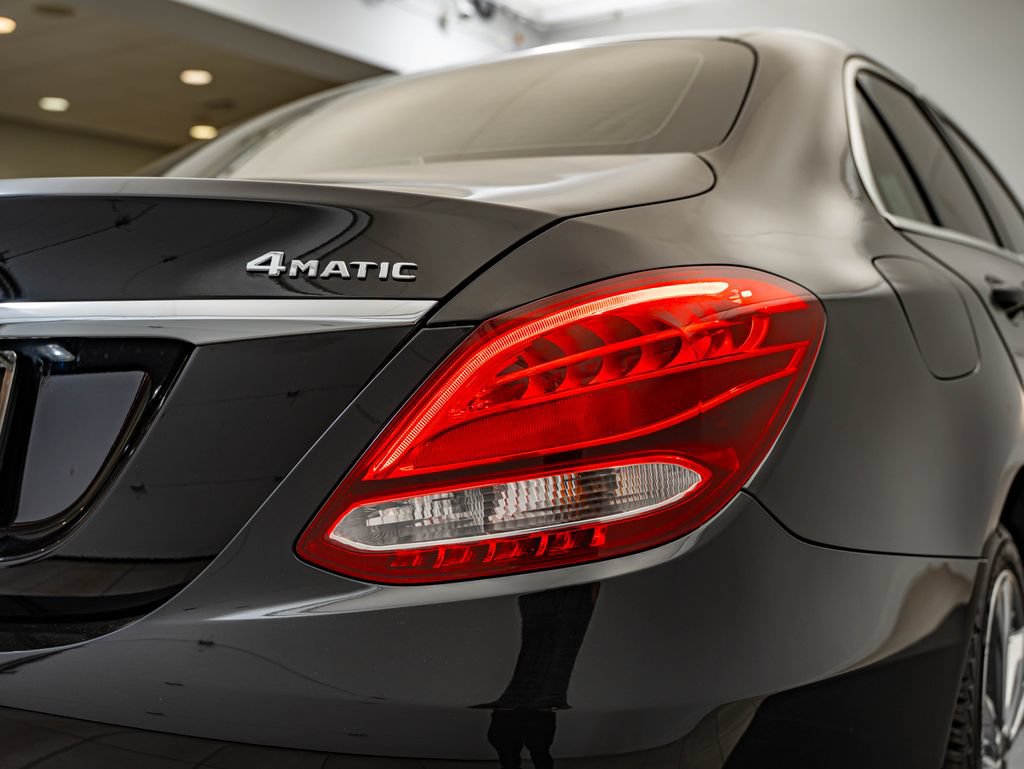 Used 2018 Mercedes-Benz C 300 4MATIC Sedan image 15