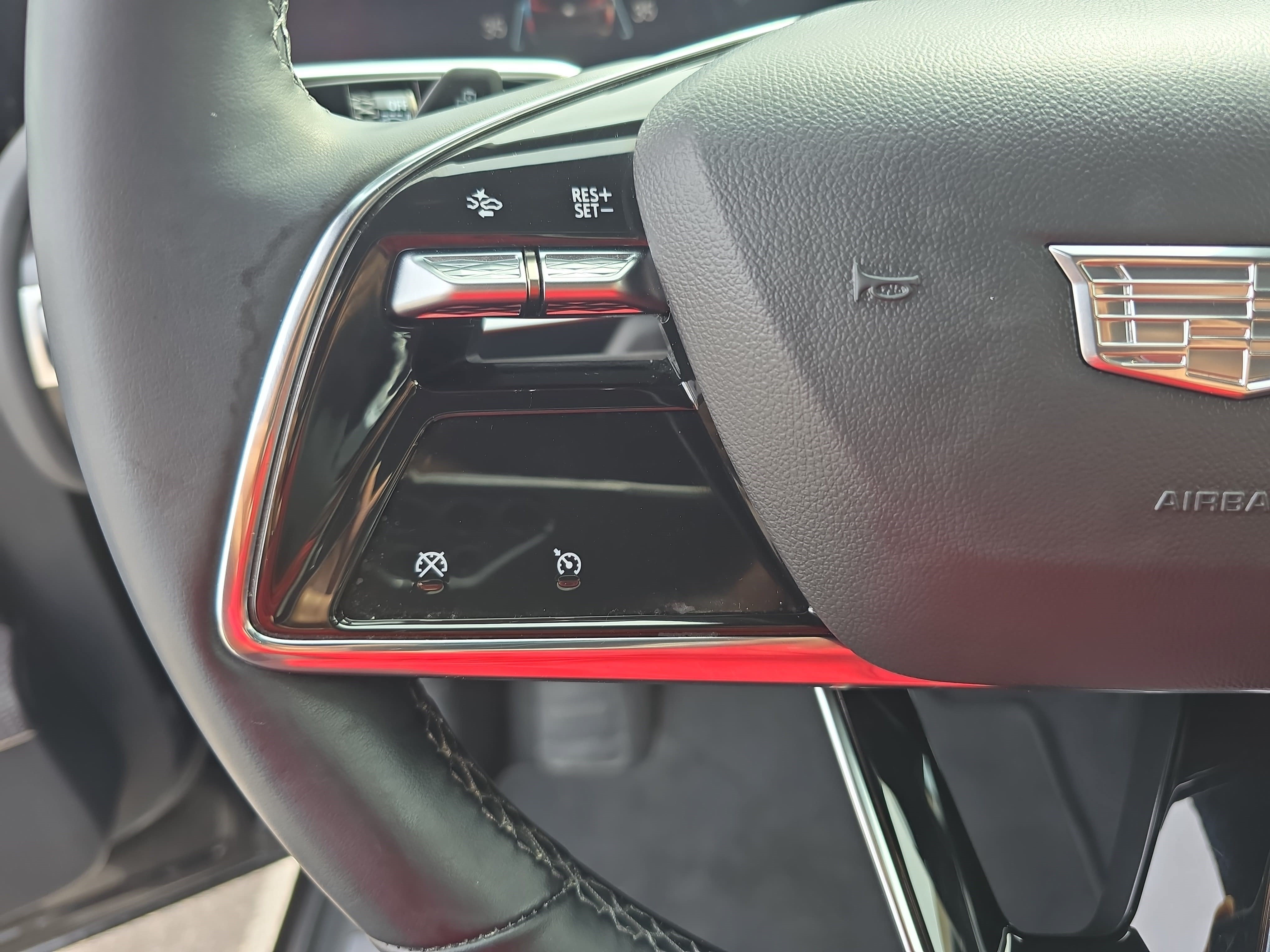 Certified 2024 Cadillac Lyriq Tech AWD/4WD image 18