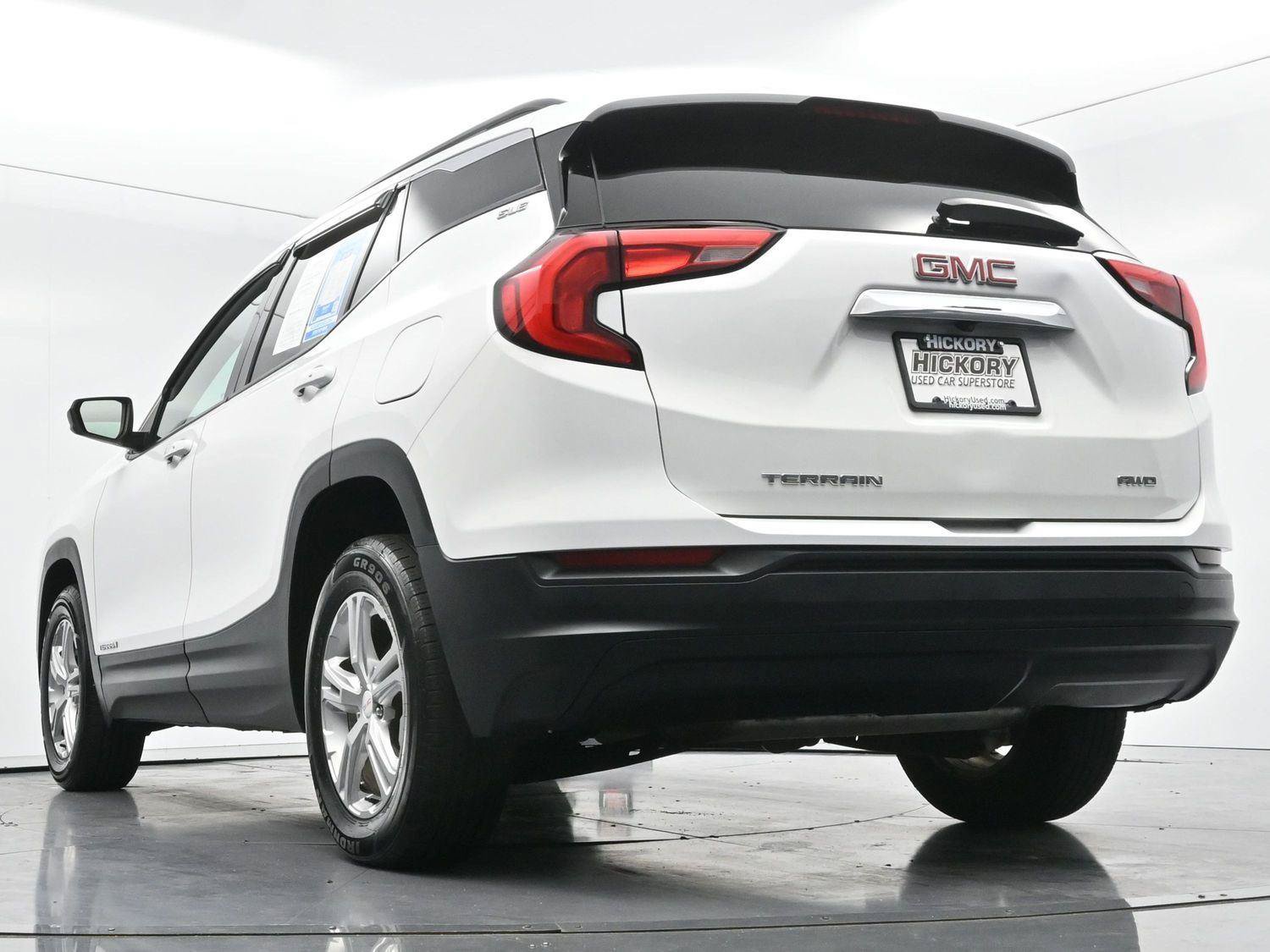 Used 2020 GMC Terrain SLE w/ Driver Convenience Package AWD/4WD image 48