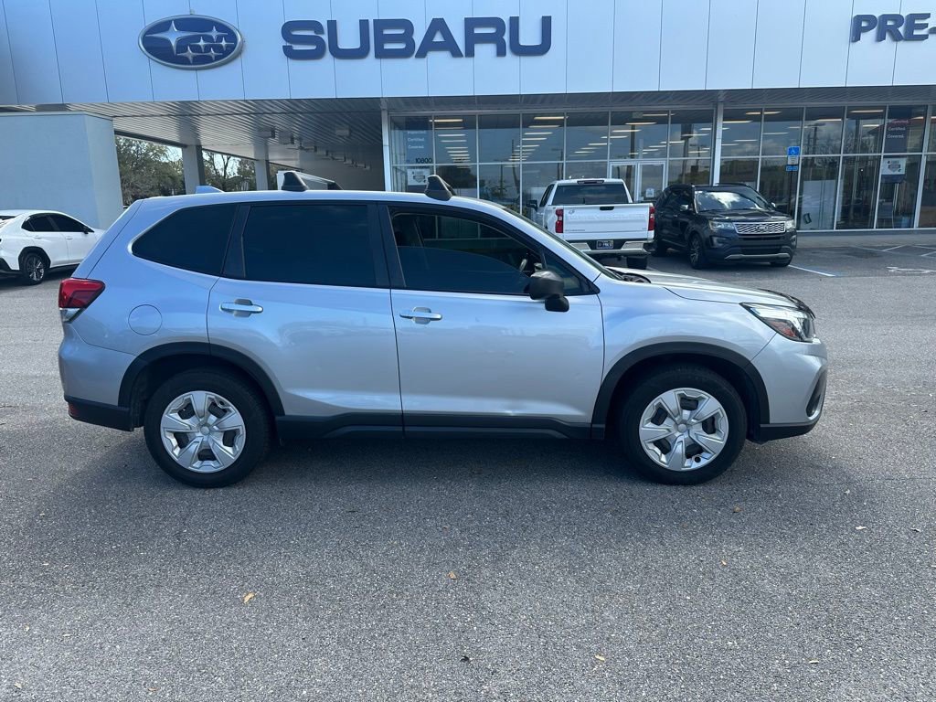 Used 2019 Subaru Forester image 2