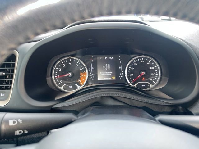 Used 2017 Jeep Renegade Latitude w/ Cold Weather Group AWD/4WD image 11