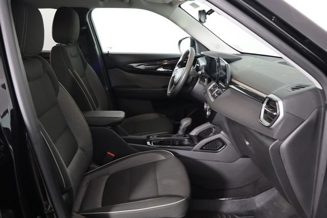 Used 2024 Chevrolet TrailBlazer LT FWD image 18