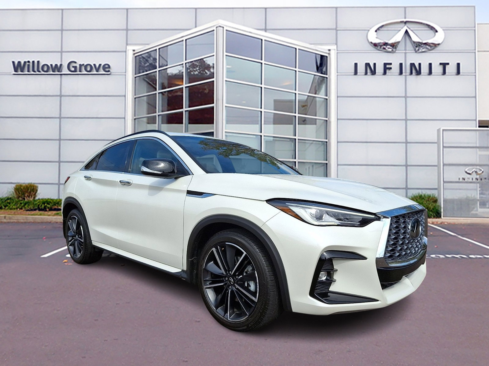 Certified 2023 INFINITI QX55 Luxe w/ Cargo Package