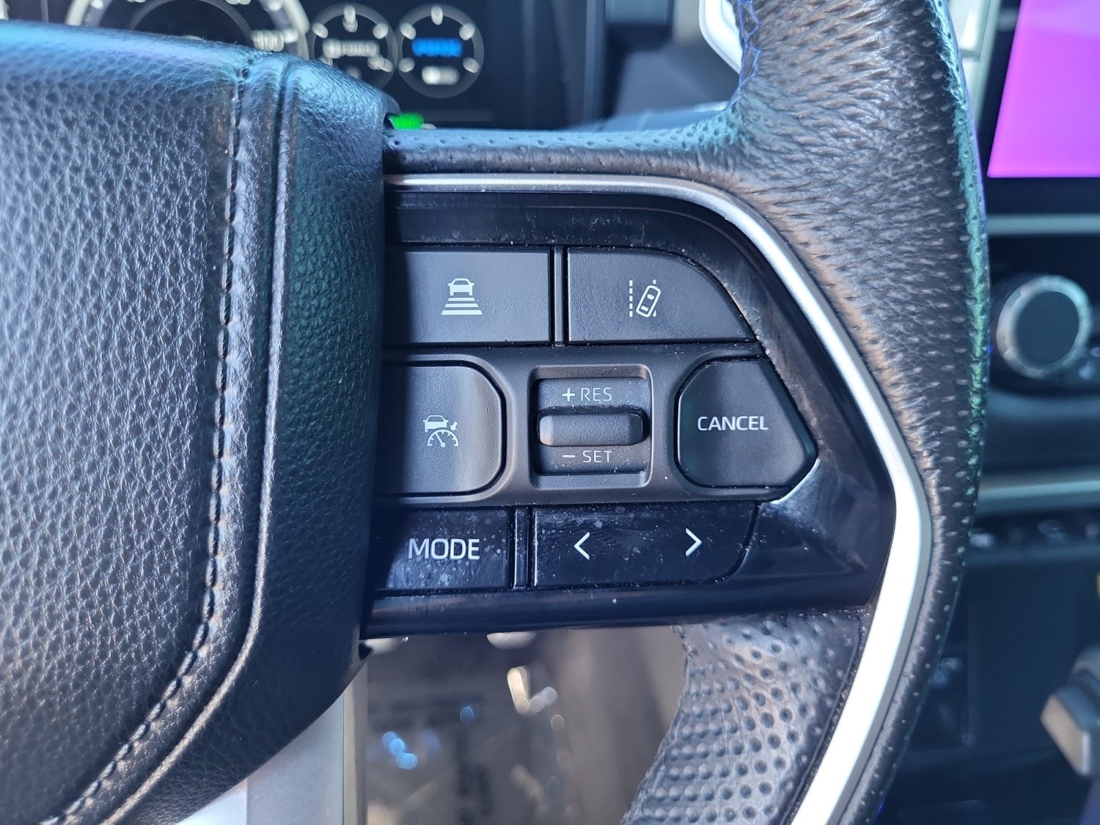 Used 2024 Toyota Tundra Platinum w/ TRD Off-Road Package AWD/4WD image 12