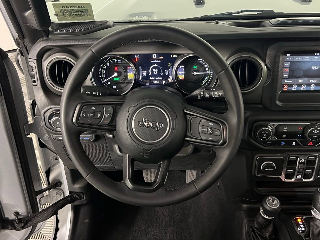 Used 2023 Jeep Wrangler Unlimited image 17