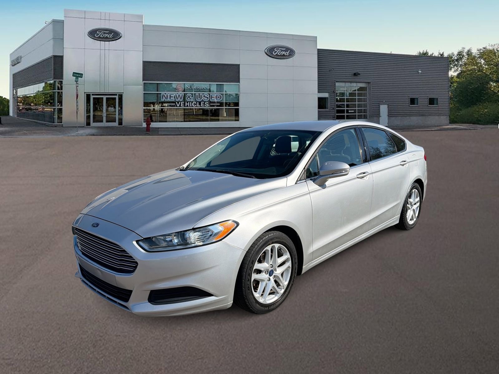 Used 2016 Ford Fusion SE FWD image 1