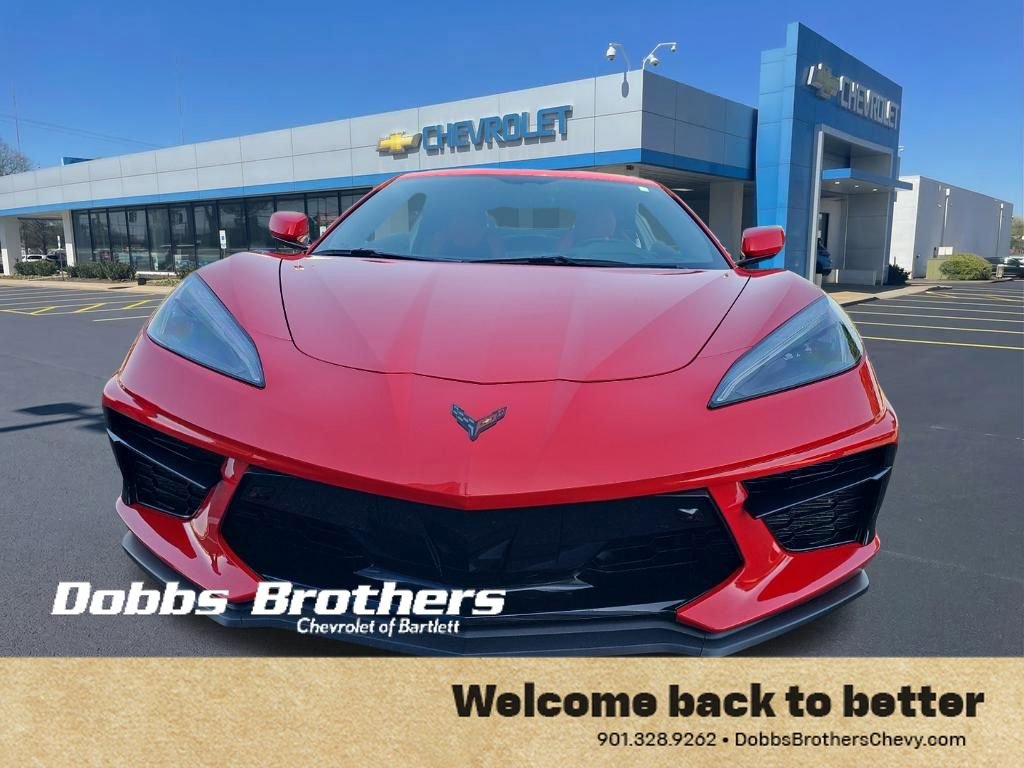 Used 2022 Chevrolet Corvette Stingray Preferred Cpe w/ Z51 Performance Package RWD image 2