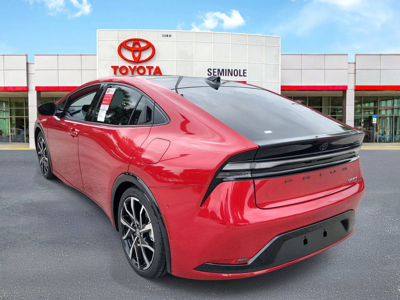 New 2026 Toyota Prius Plug-In Hybrid FWD image 4