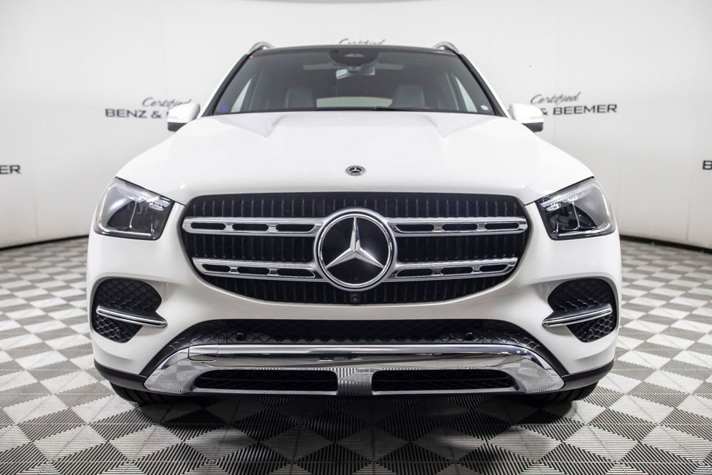 Used 2025 Mercedes-Benz GLE 450e 4MATIC image 7