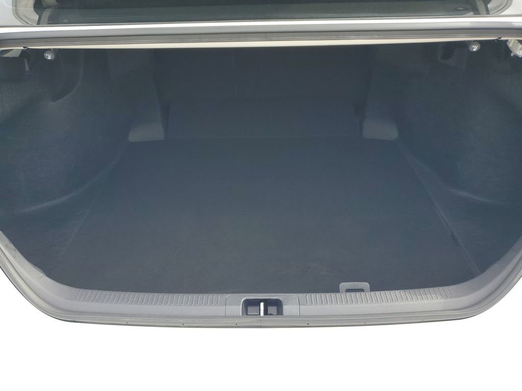 Used 2023 Toyota Camry SE image 22
