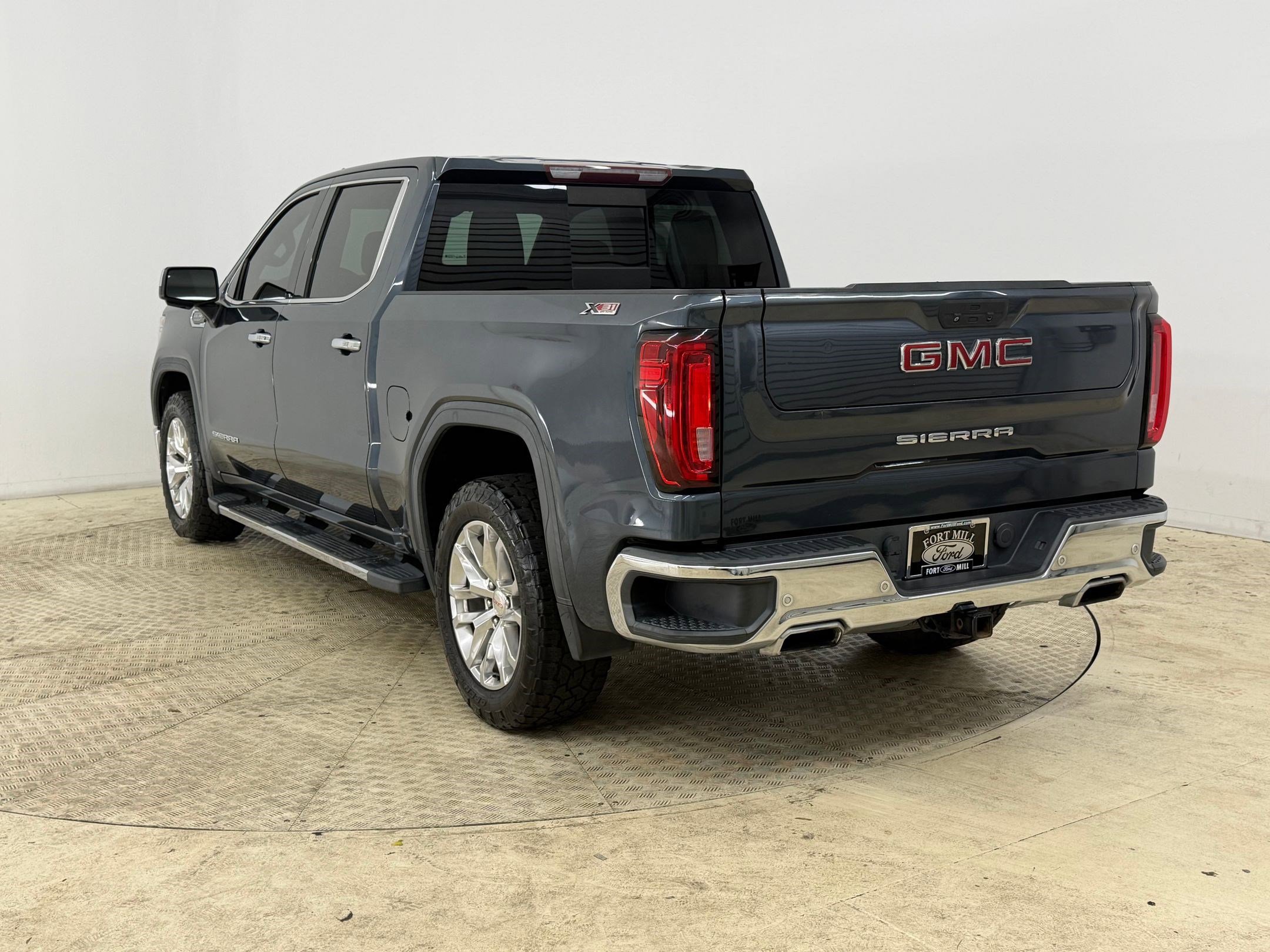 Used 2019 GMC Sierra 1500 SLT w/ SLT Premium Plus Package image 3