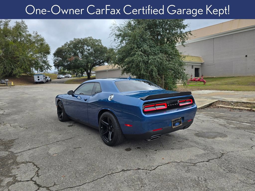 Used 2023 Dodge Challenger R/T image 5