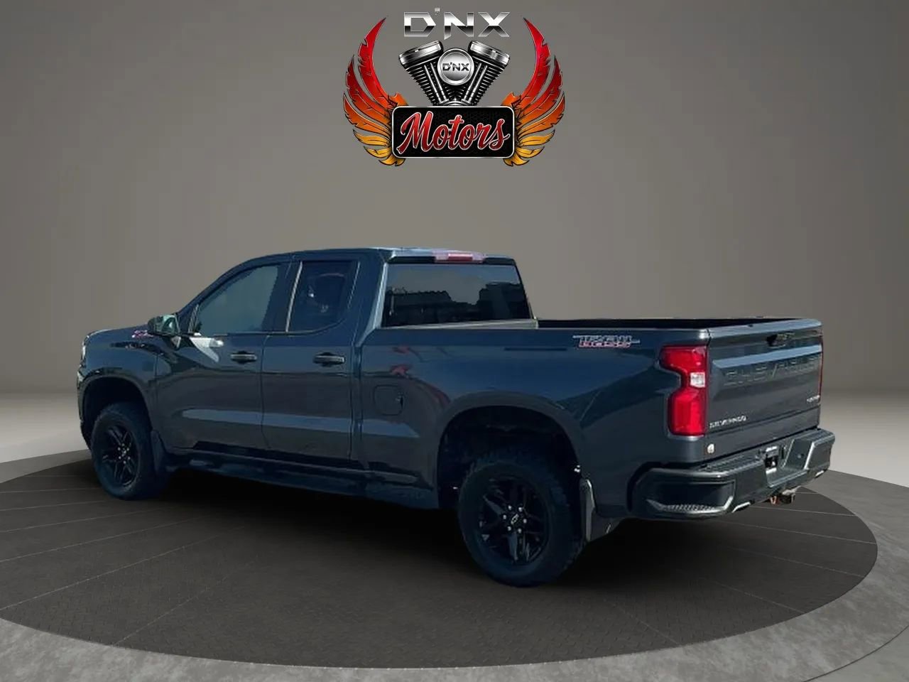 Used 2020 Chevrolet Silverado 1500 Custom Trail Boss w/ Custom Convenience Package AWD/4WD image 3