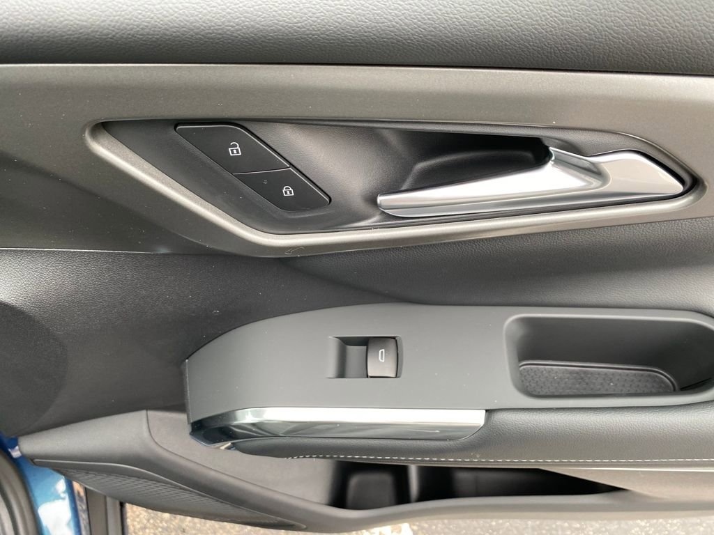 New 2026 Chevrolet Traverse LT w/ Sun and Wheel Package image 10