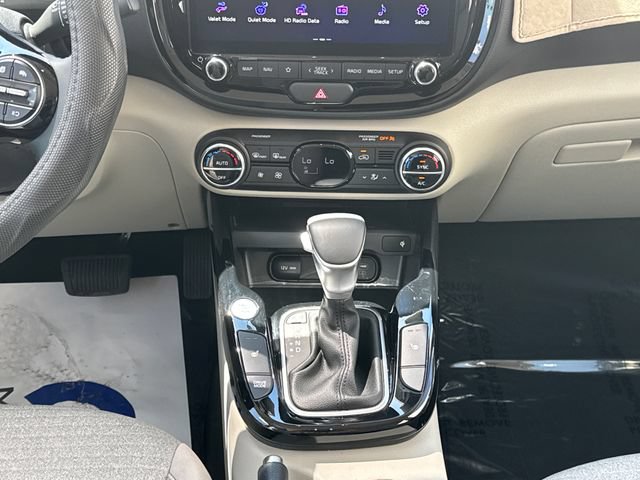Used 2025 Kia Soul EX FWD image 23