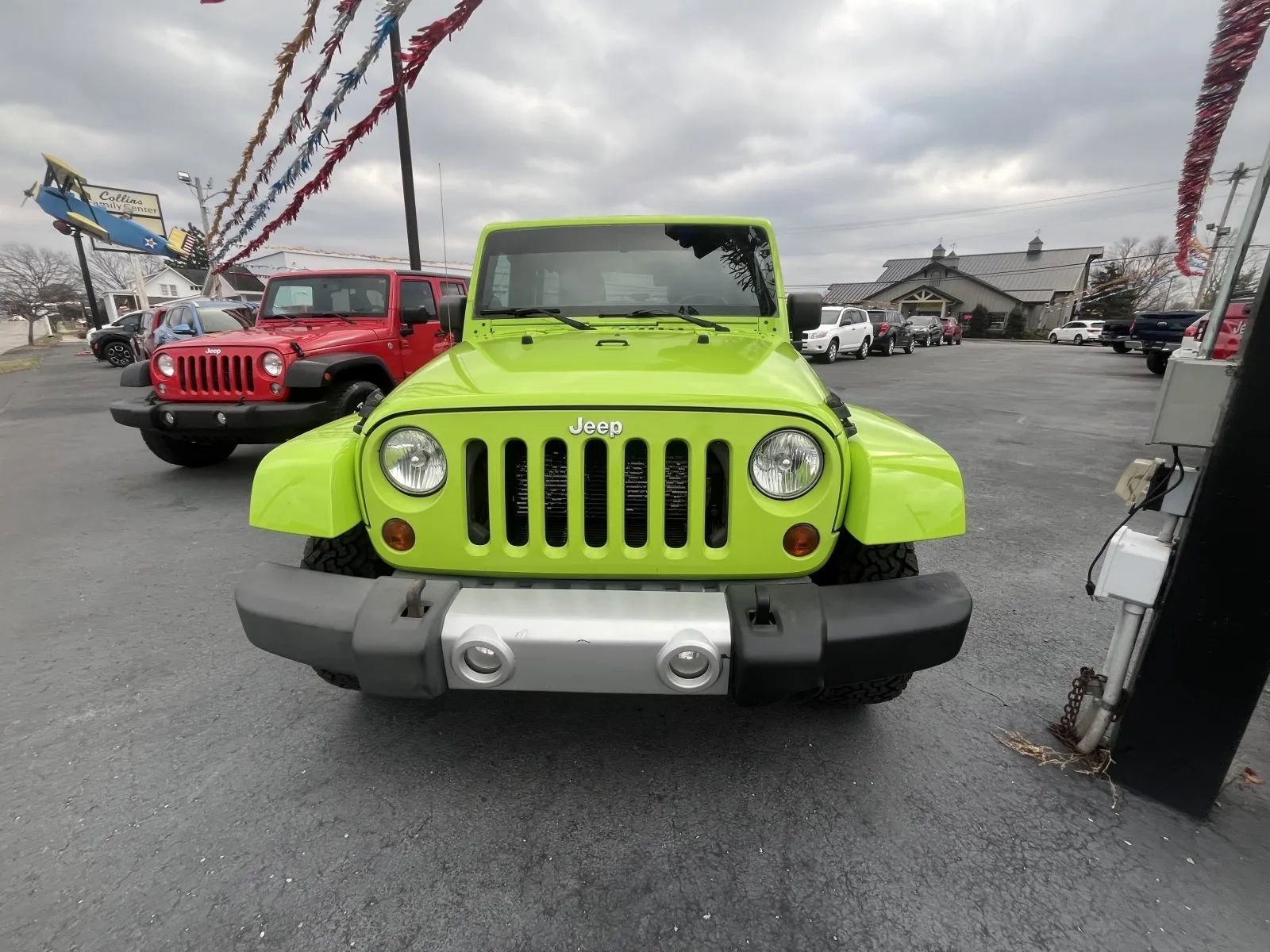 Used 2012 Jeep Wrangler Unlimited Sahara w/ Connectivity Group image 9