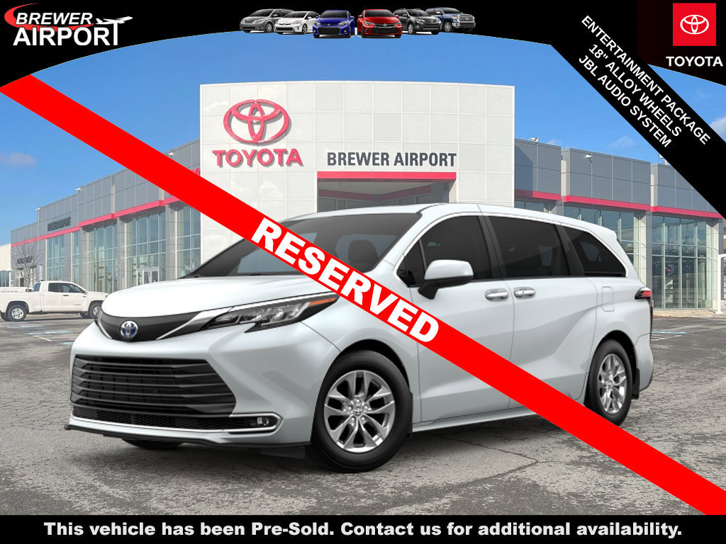 New 2026 Toyota Sienna XLE