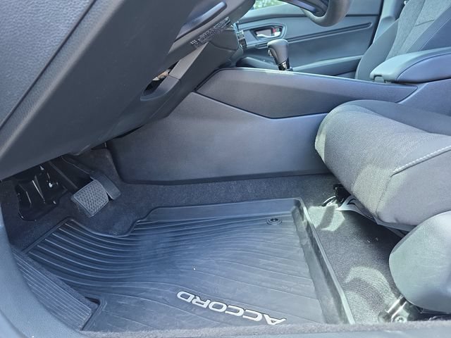 Used 2023 Honda Accord EX image 10