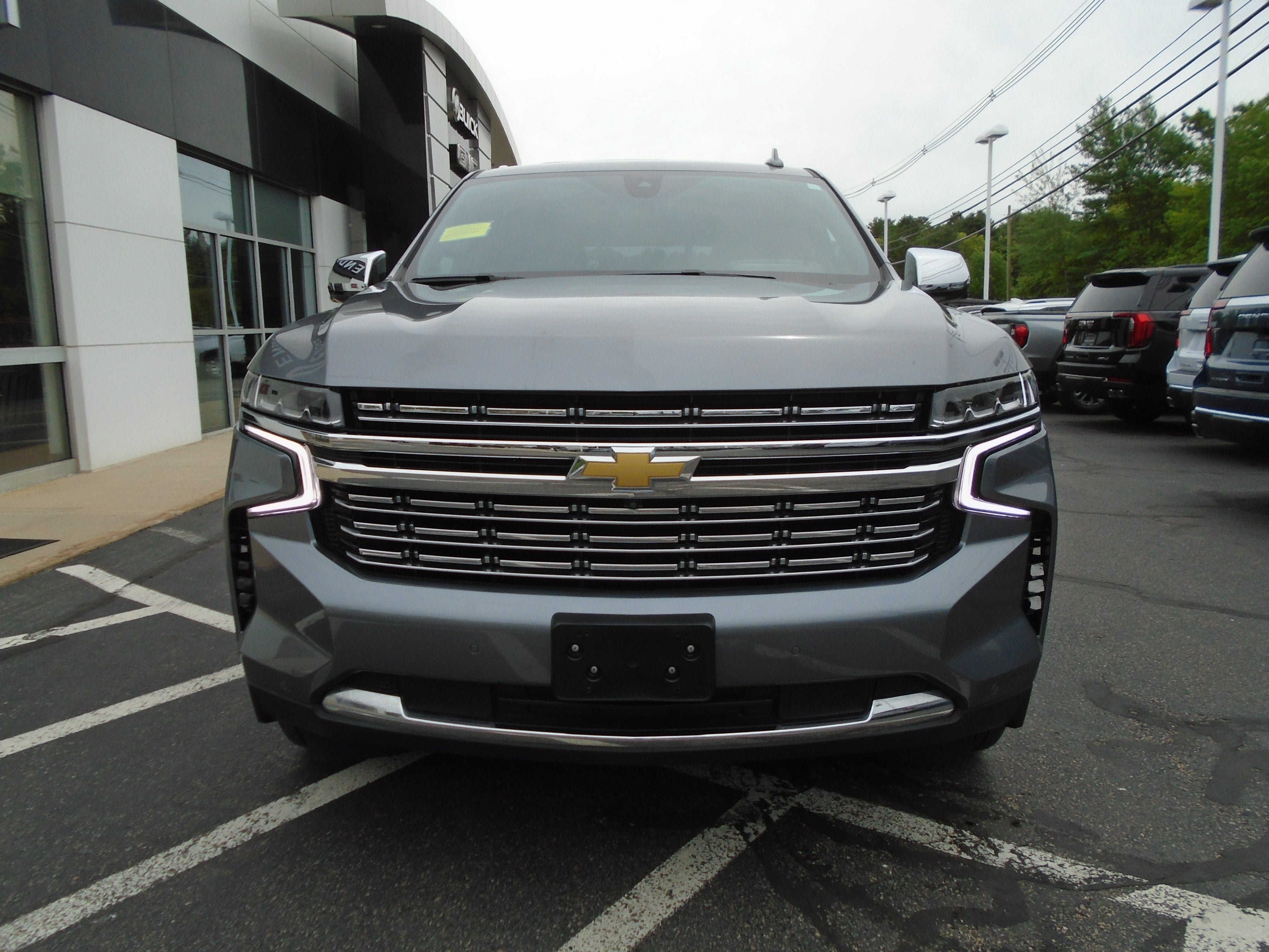 Certified 2021 Chevrolet Tahoe Premier w/ Premium Package AWD/4WD image 1