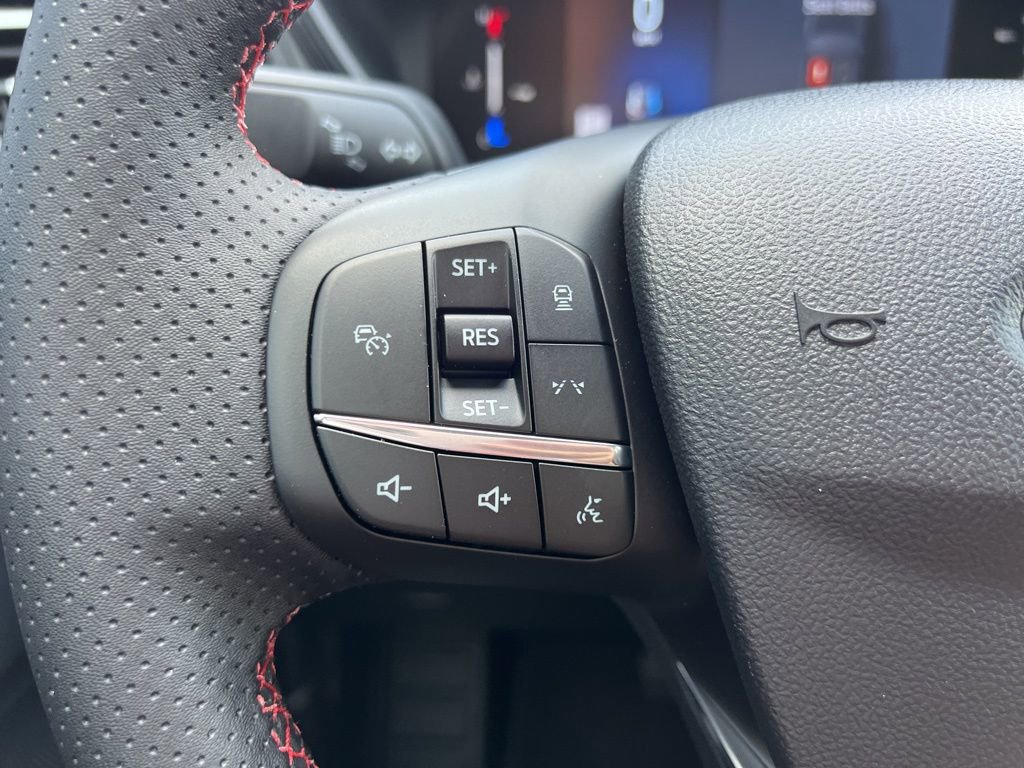 New 2026 Ford Escape ST-Line w/ Tech Pack #1 image 16