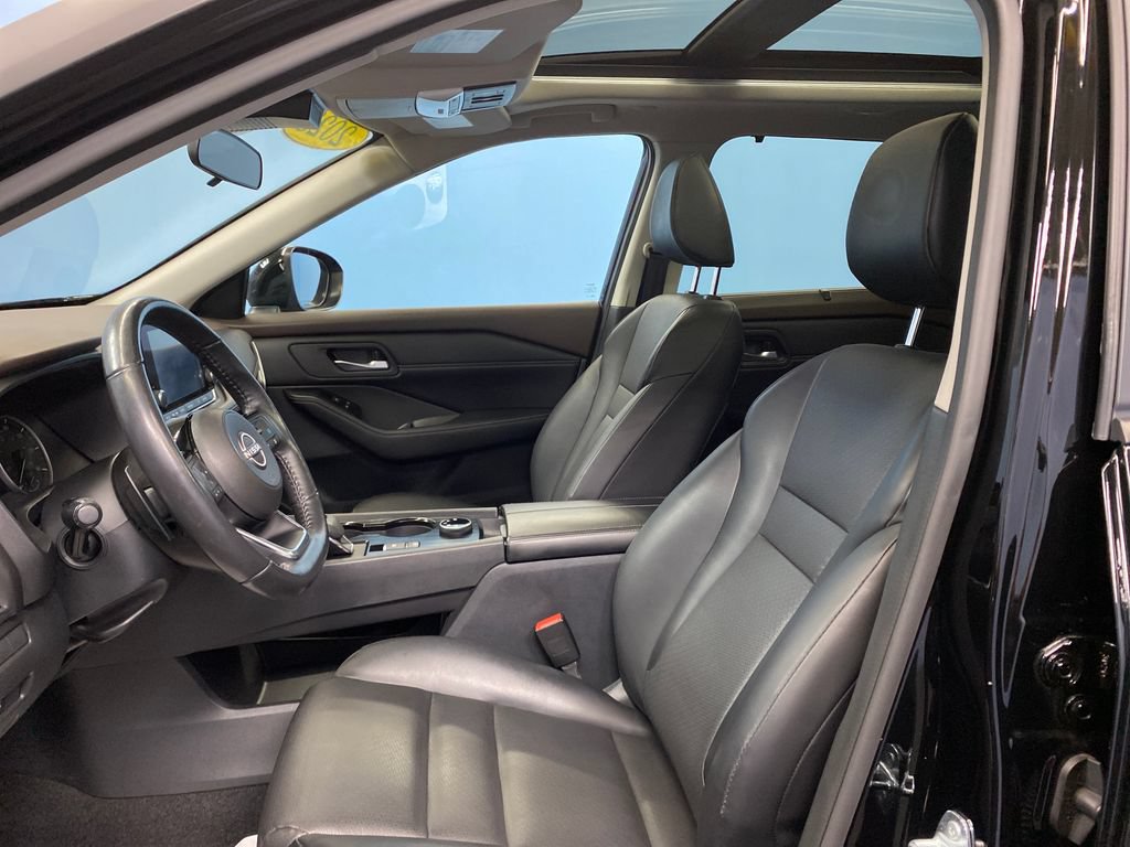 Used 2023 Nissan Rogue SV w/ SV Premium B Package AWD/4WD image 9