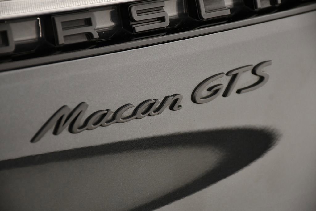 Certified 2024 Porsche Macan GTS image 11