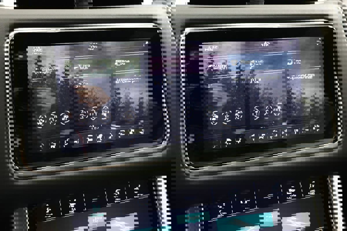 Used 2018 Land Rover Range Rover Sport SVR image 54