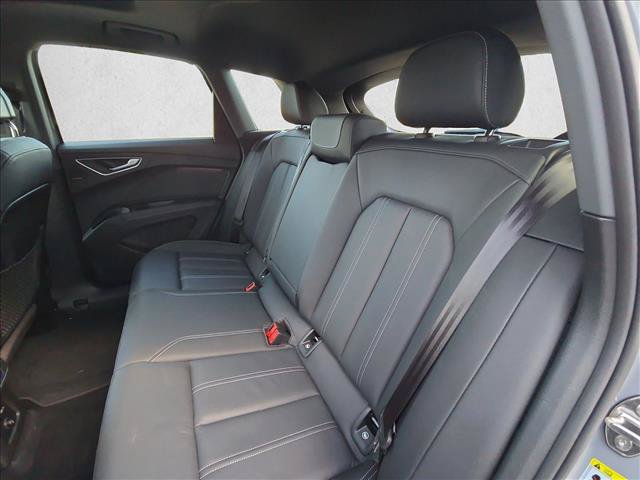Used 2023 Audi Q4 e-tron Premium Plus w/ Premium Plus RWD image 19