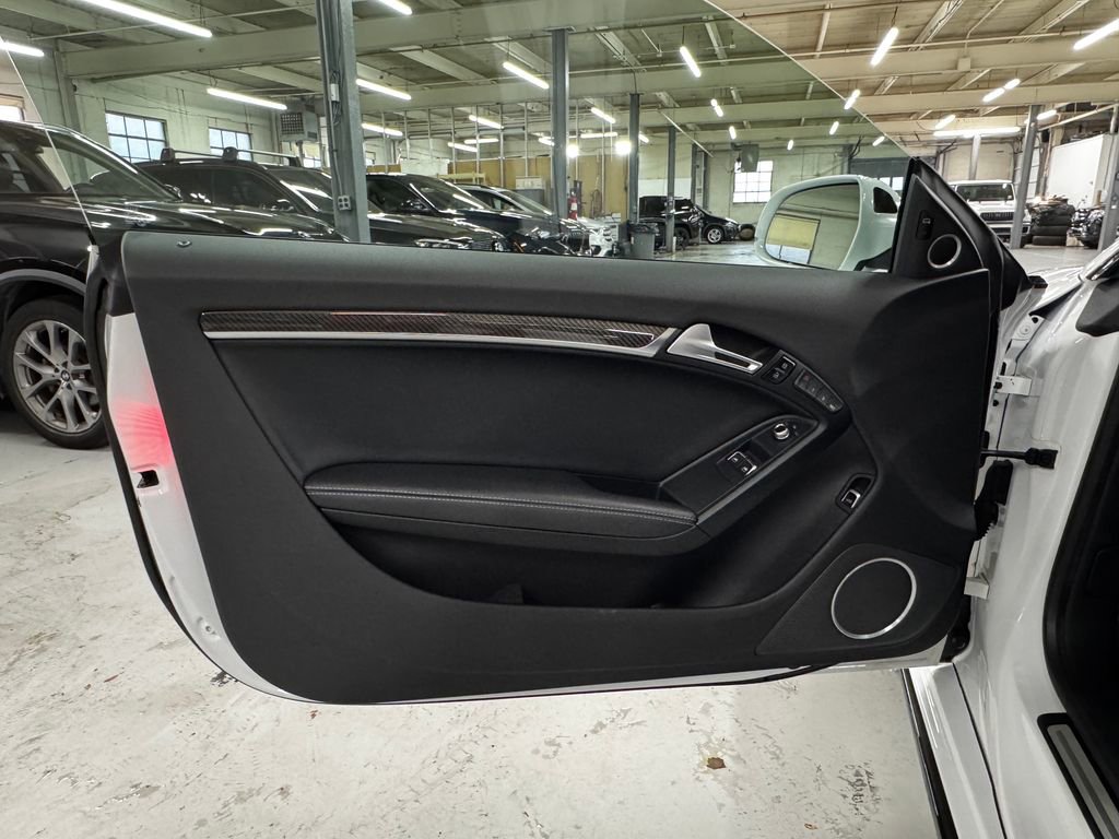 Used 2014 Audi RS 5 Coupe image 9