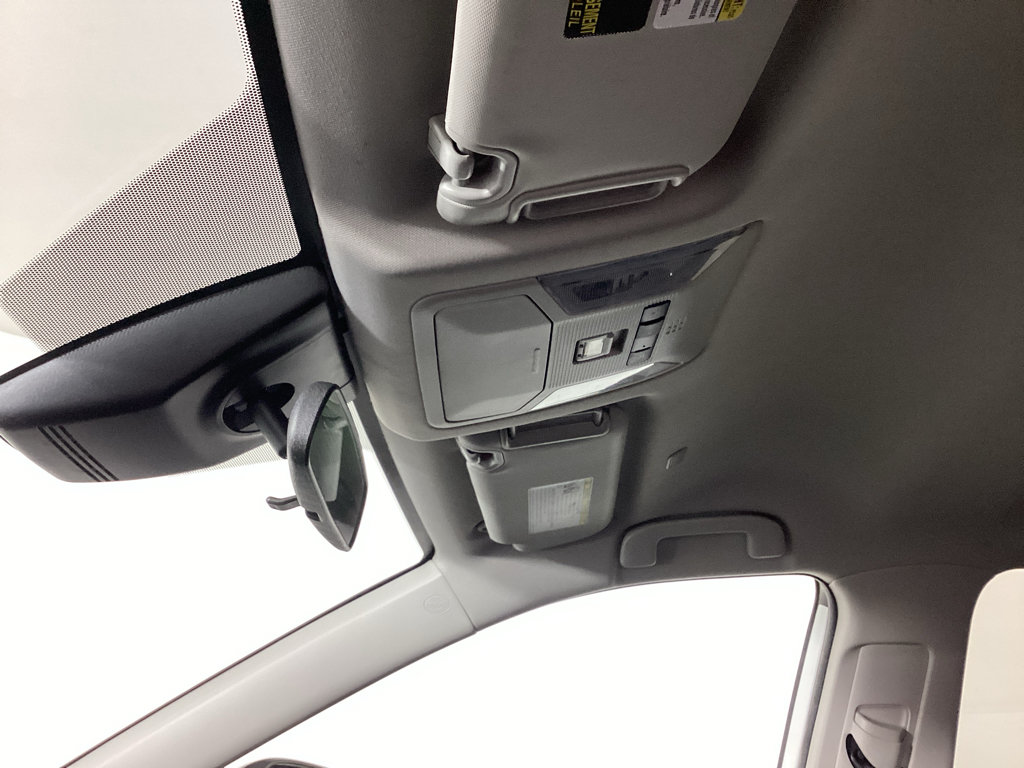 Used 2023 Toyota RAV4 XLE AWD/4WD image 28