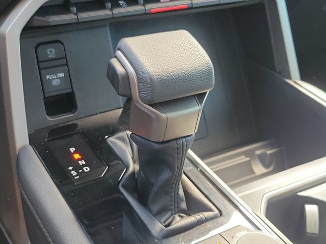 Used 2024 Toyota Tundra Limited w/ Power Package AWD/4WD image 32