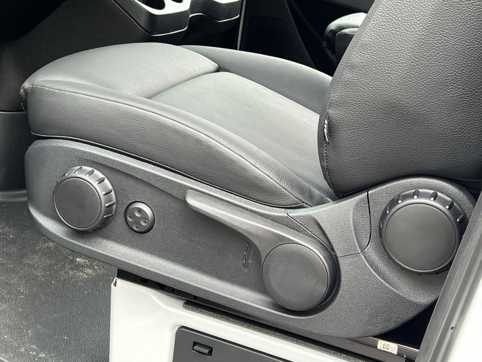 New 2025 Mercedes-Benz Sprinter 2500 image 12