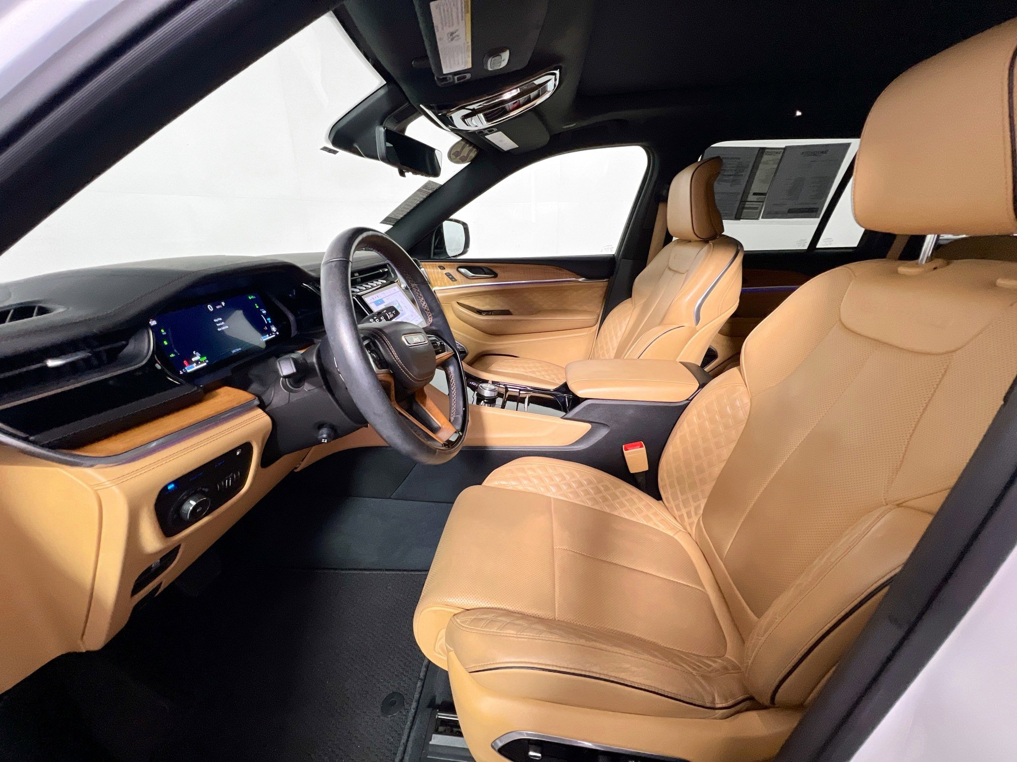 Used 2022 Jeep Grand Cherokee Summit image 14