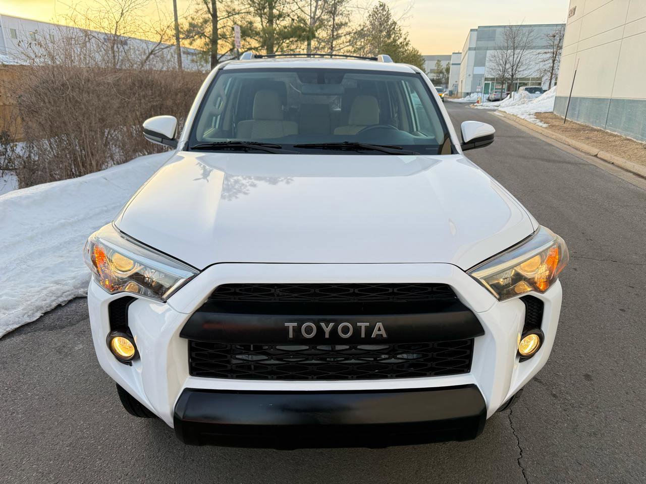 Used 2015 Toyota 4Runner SR5 image 6