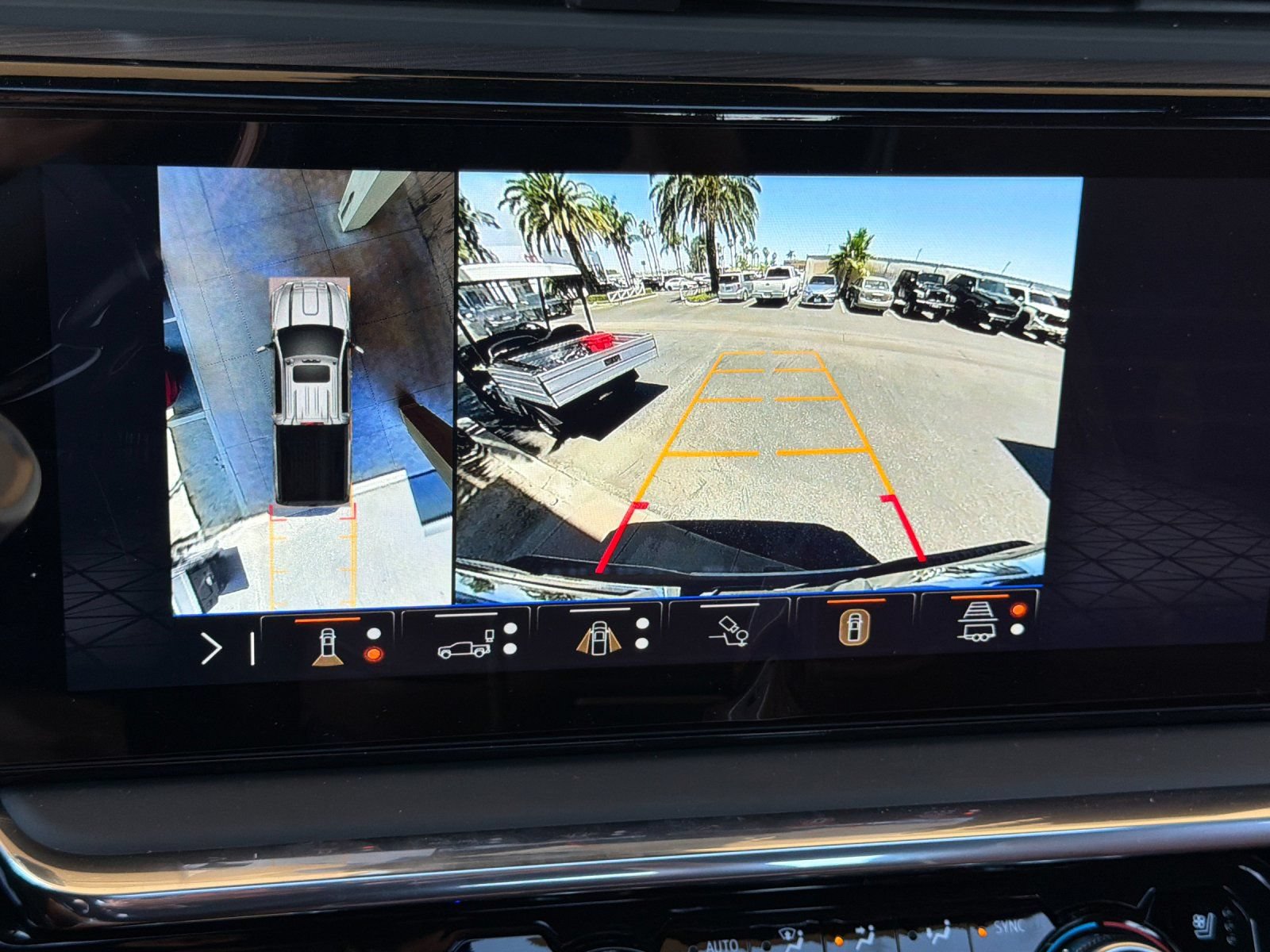 New 2026 GMC Sierra 3500 Denali Ultimate w/ LPO, Black Badging Package AWD/4WD image 18