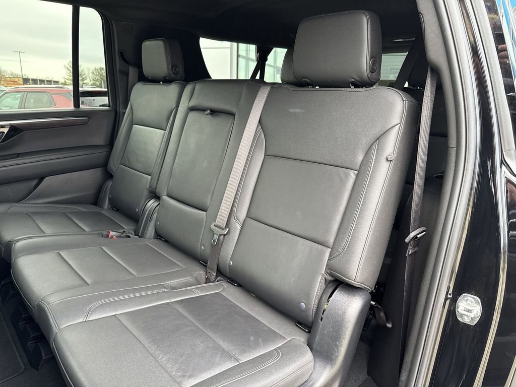 Certified 2025 Chevrolet Suburban Z71 image 25
