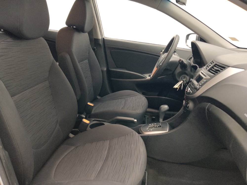 Used 2016 Hyundai Accent SE FWD image 21