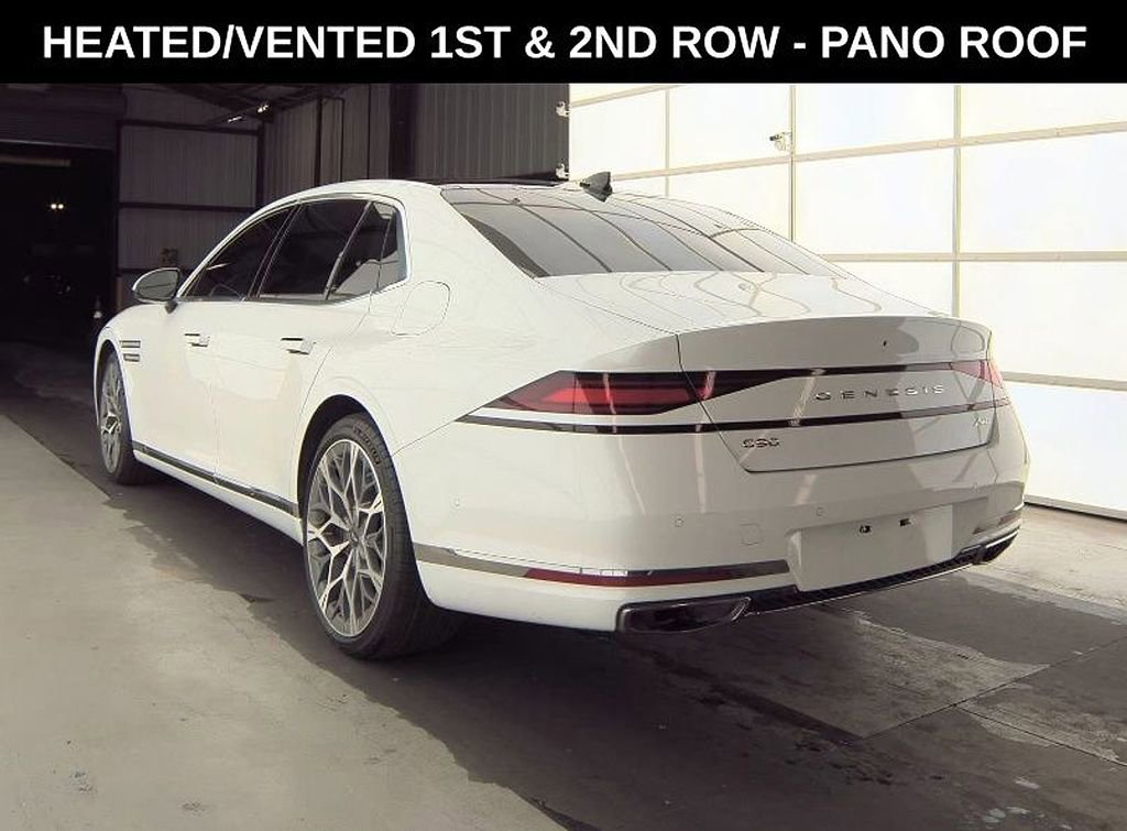 Used 2025 Genesis G90 3.5T image 3
