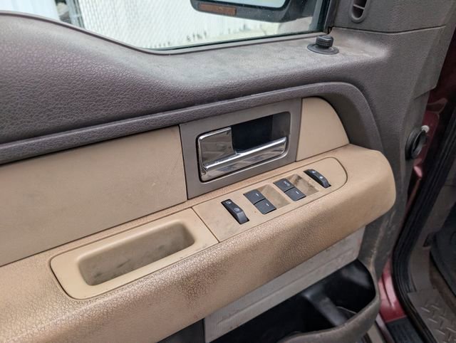 Used 2010 Ford F150 XLT image 9