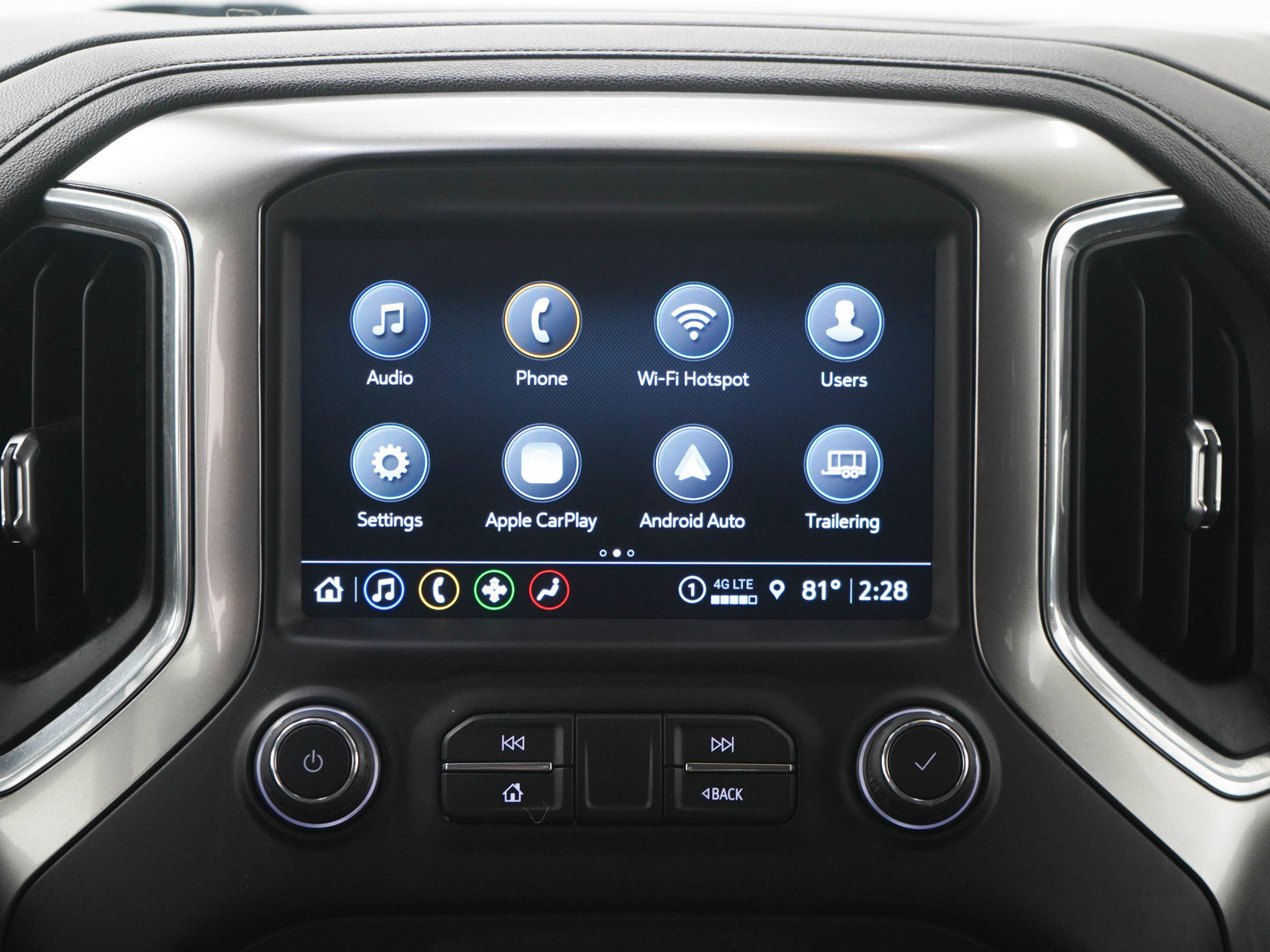 Used 2021 Chevrolet Silverado 1500 LTZ AWD/4WD image 18