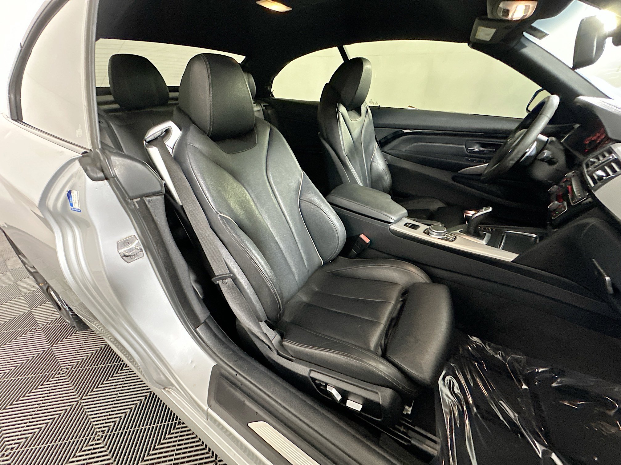 Used 2018 BMW 430i Convertible RWD image 27
