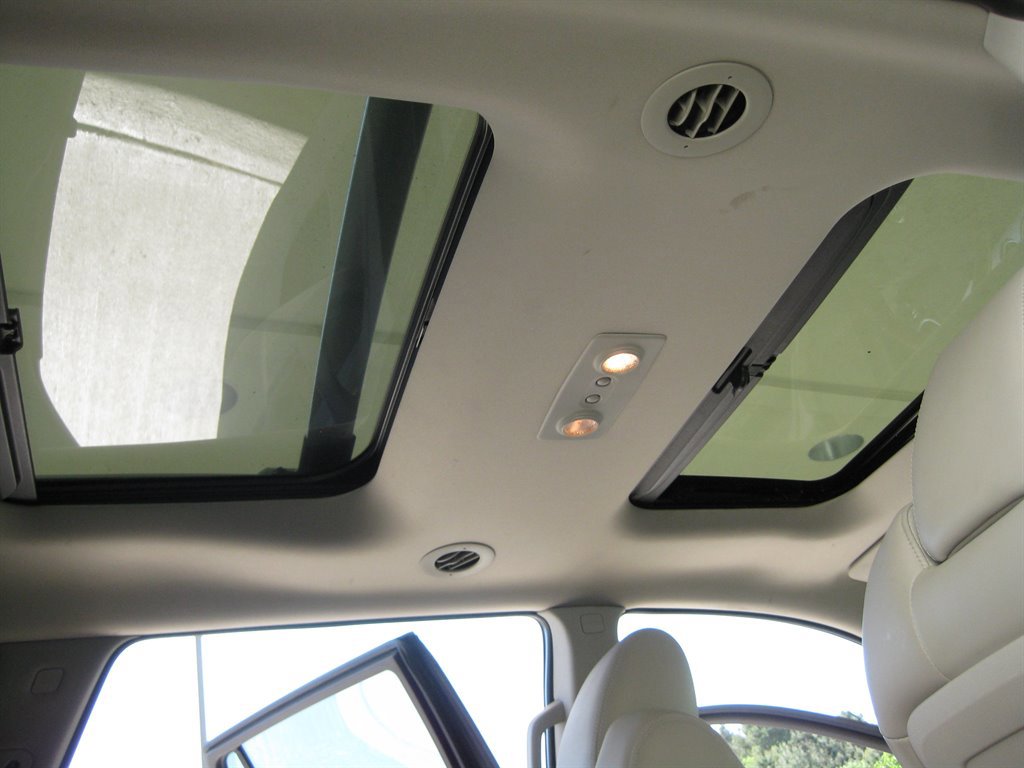Used 2012 Buick Enclave Premium w/ Trailering Provision Package FWD image 33