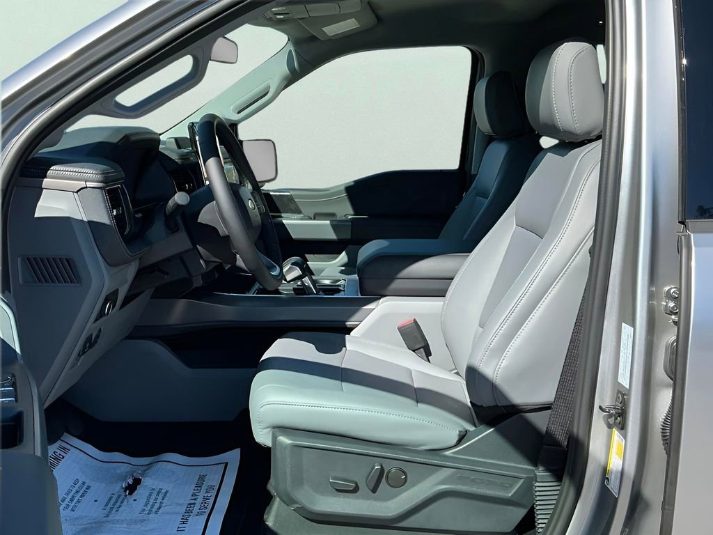 New 2025 Ford F150 Lightning Flash image 26