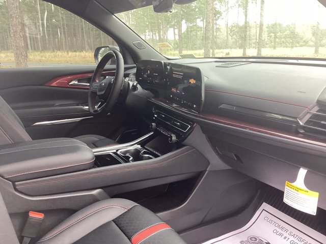 New 2026 Chevrolet Traverse RS w/ LPO, Floor Liner Package FWD image 22