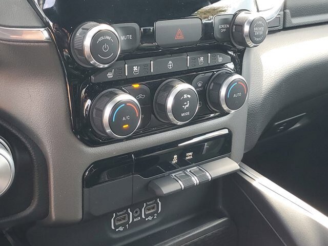 Certified 2024 RAM 1500 Laramie RWD image 26