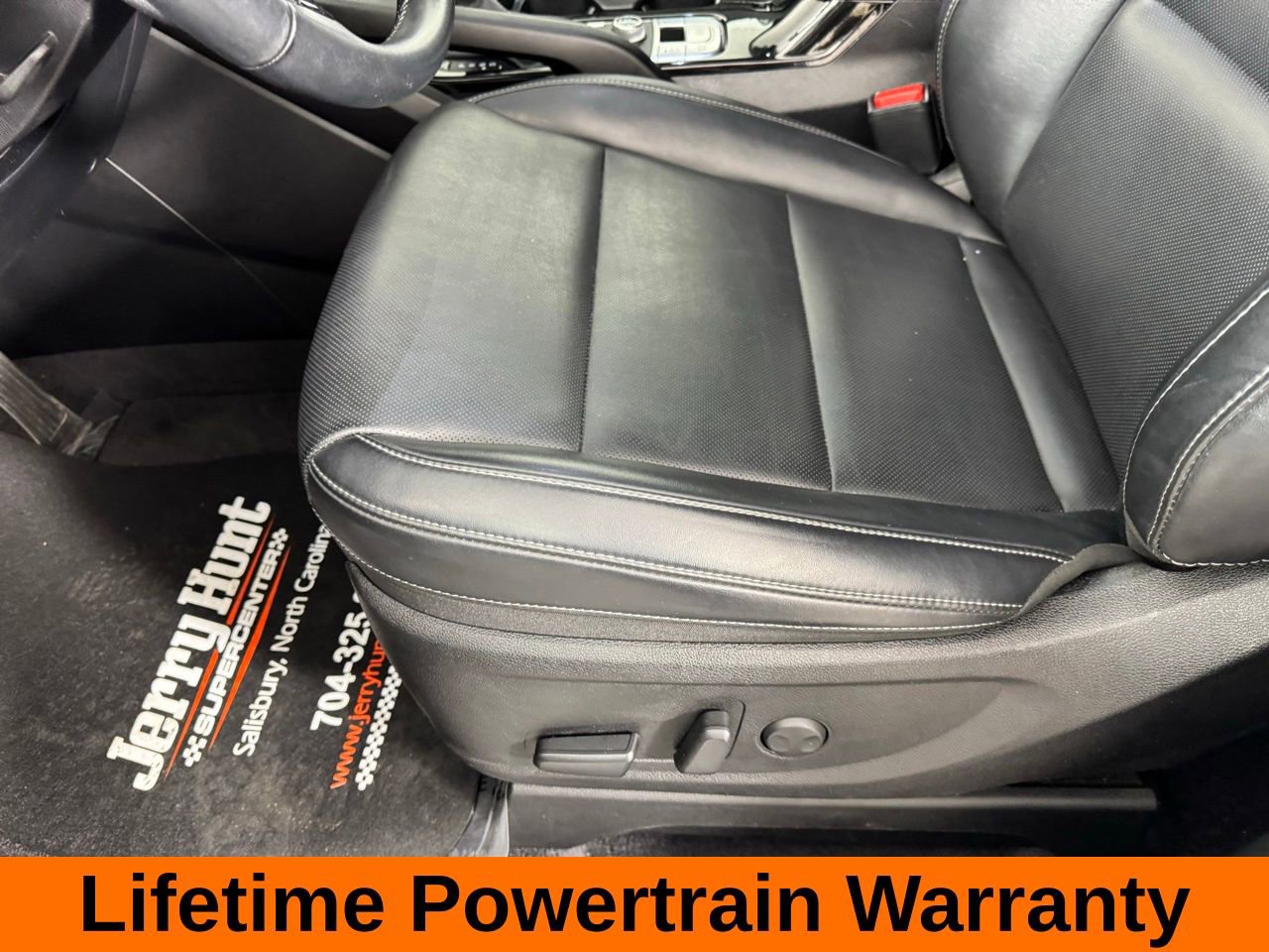 Used 2025 Kia Telluride S image 12