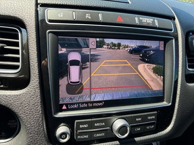 Used 2017 Volkswagen Touareg Wolfsburg Edition AWD/4WD image 21