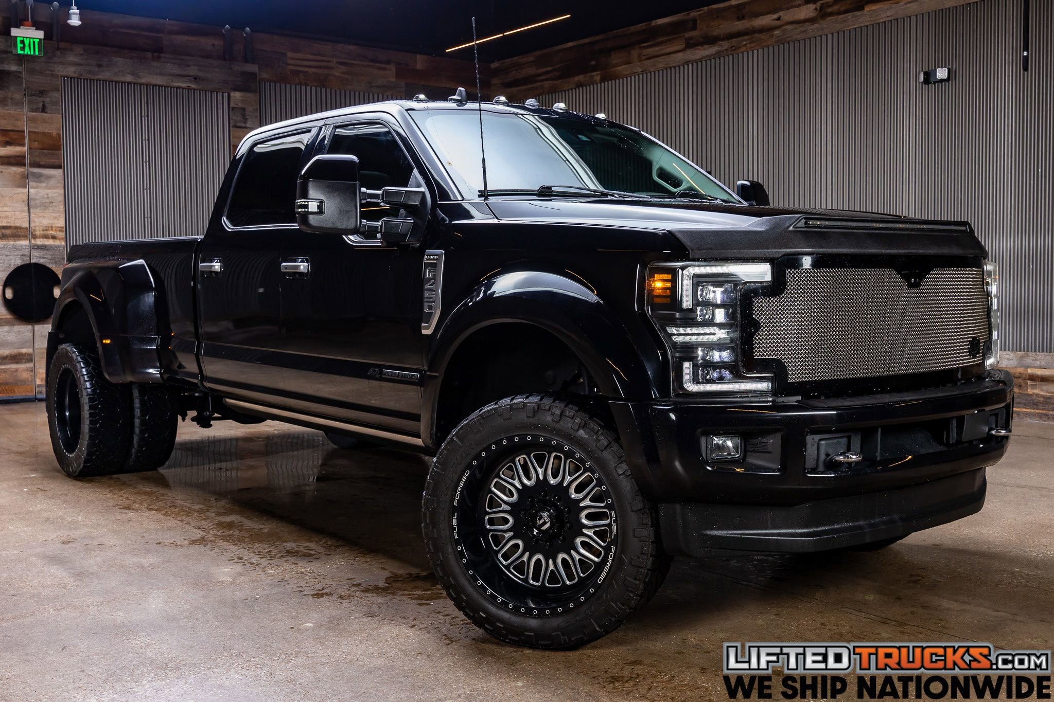 Used 2019 Ford F450 Limited AWD/4WD image 1
