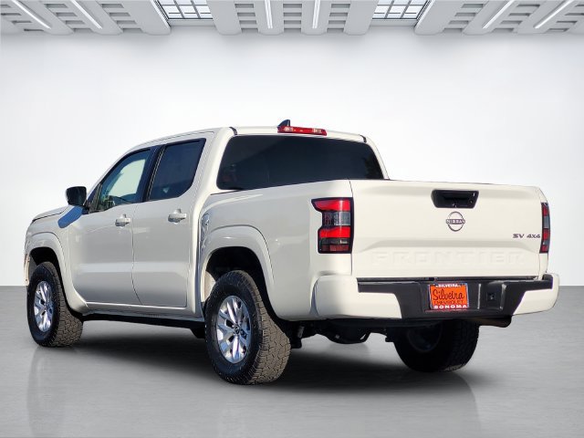 Used 2024 Nissan Frontier SV AWD/4WD image 6